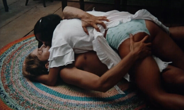 Sonia Braga nude – Dona Flor e Seus Dois Maridos (1976)