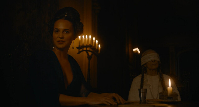 Alicia Vikander sexy – The Green Knight (2021)