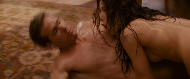 Sandra Bullock nude – The Proposal (2009)