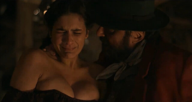 Mariana Anghileri nude – Six shooters (Aballay, el hombre sin miedo) (2010)