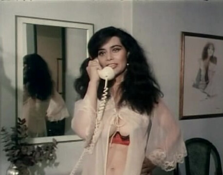 Ana Luisa Peluffo nude, Rossy Mendoza nude - El vecindario (1981)