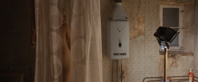 Loes Haverkort nude – Rendez-Vous (2015)