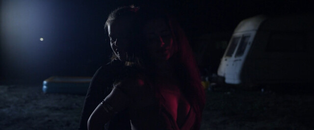 Megan Purvis sexy, Nicole Nabi sexy – Medusa Queen of the Serpents (2020)