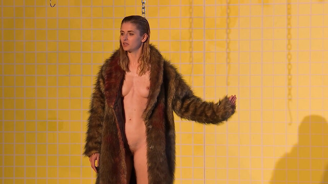 Laura Roberta Kuhr nude – Die Herrmannsschlacht (2020)