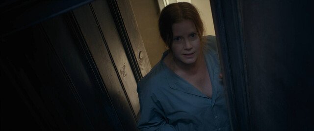 Amy Adams sexy – The Woman in the Window (2021)