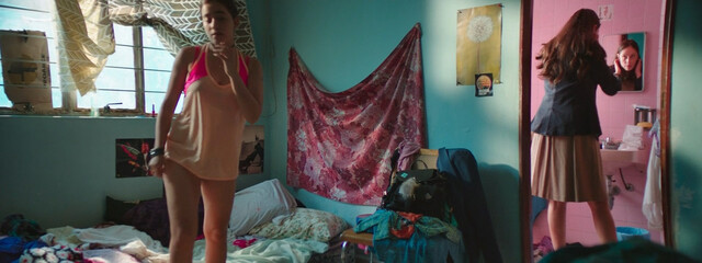 Paulina Gaitan nude – Souvenir (2019)