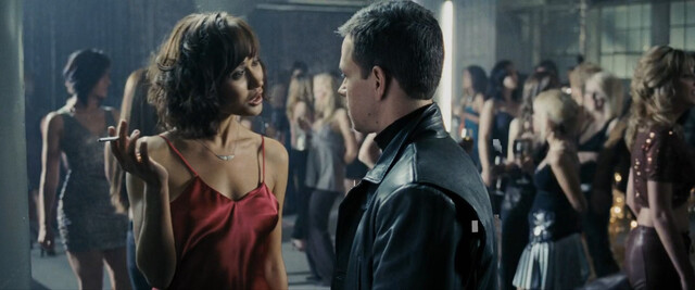 Olga Kurylenko sexy – Max Payne (2008)