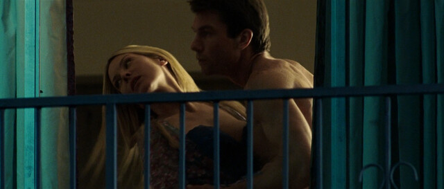 Deborah Kara Unger sexy, Selma Blair sexy, Rebecca Romijn sexy – The Alibi (2006)