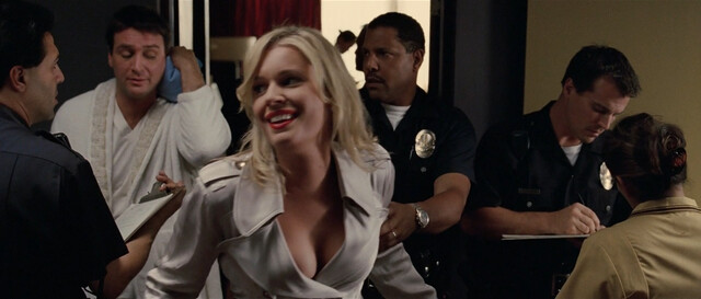 Deborah Kara Unger sexy, Selma Blair sexy, Rebecca Romijn sexy – The Alibi (2006)