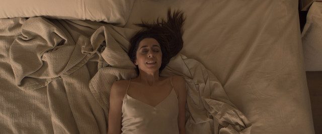 Cristin Milioti sexy – Made For Love s01e01 (2021)