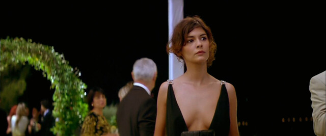 Audrey Tautou nude – Priceless (Hors de prix) (2006)