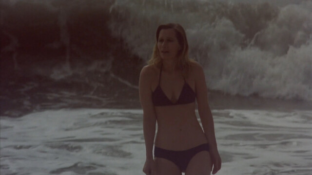 Sally Kellerman nude – A Reflection of Fear (1973)