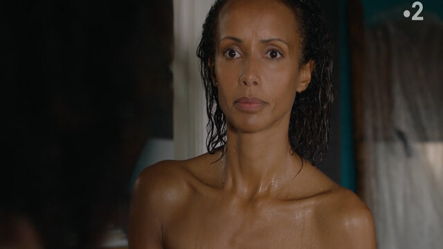 Sonia Rolland sexy – Tropiques criminels s01 (2019)