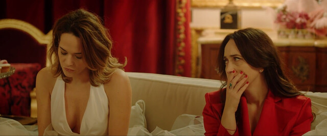 Laura Chiatti sexy, Antonia Liskova sexy, Jun Ichikawa sexy, Chiara Francini sexy – Addio al nubilato (2021)