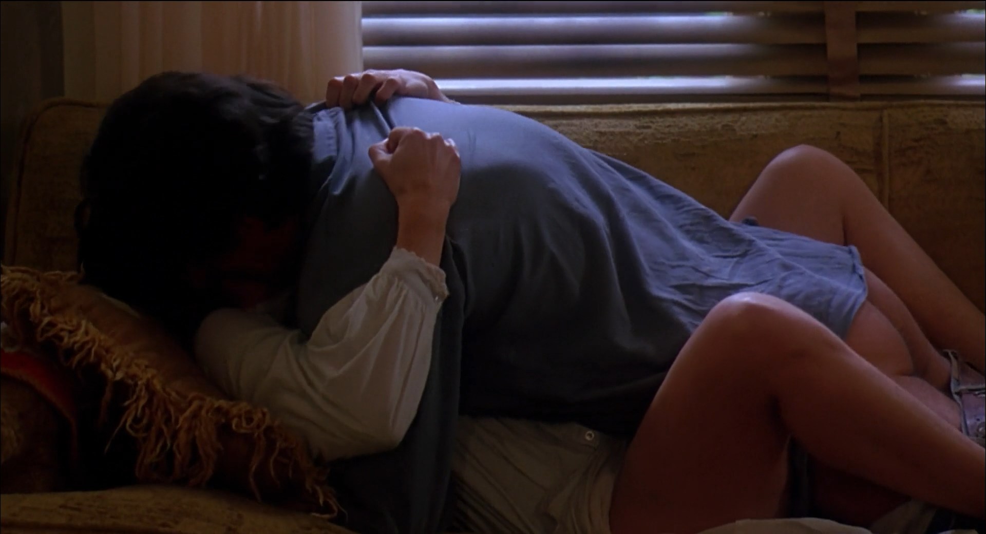 Debra Winger nude, Barbara Hershey sexy – A Dangerous Woman (1993)