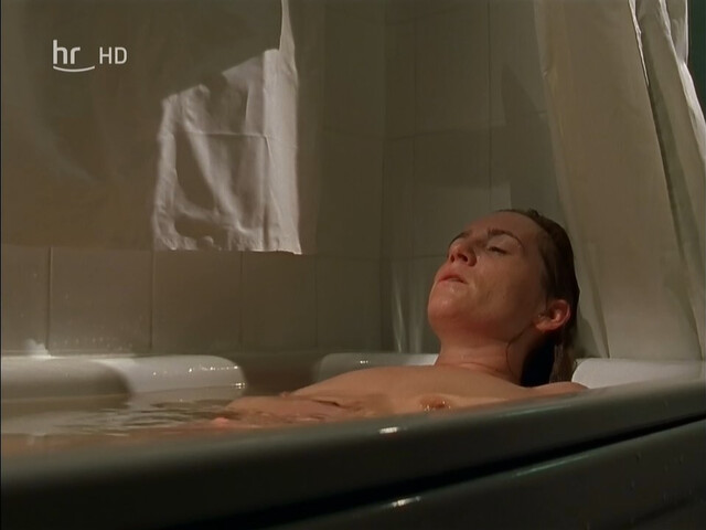 Ulrike Krumbiegel nude – Polizeiruf 110 s26e01 (1997)