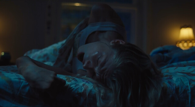 Hunter Schafer sexy – Euphoria s00e02 Part2 Jules (2021)