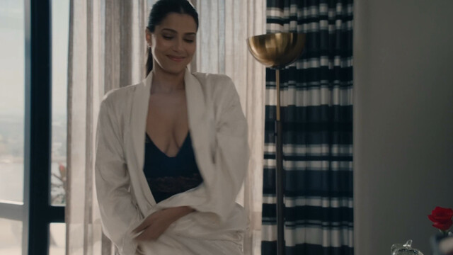 Roselyn Sanchez sexy – Gran Hotel s01 (2011)