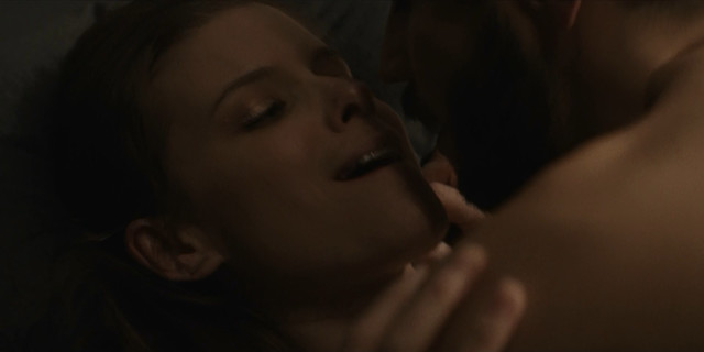 Kate Mara sexy – A Teacher s01e09 (2020)