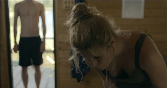 Agnieszka Warchulska sexy, Magdalena Mascianica sexy – Milk (2017)