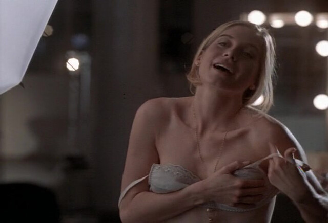 Elizabeth Mitchell nude, Angelina Jolie nude - Gia (1998) [Unrated Edition]