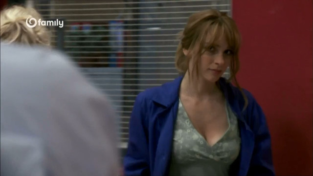 Vica Kerekes sexy – Odsudene s01 (2009)