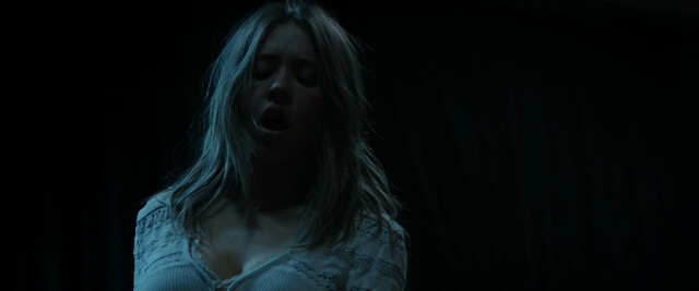 Sydney Sweeney sexy – Nocturne (2020)