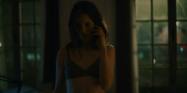 Marine Vacth sexy – Moloch s01e03-04 (2020)