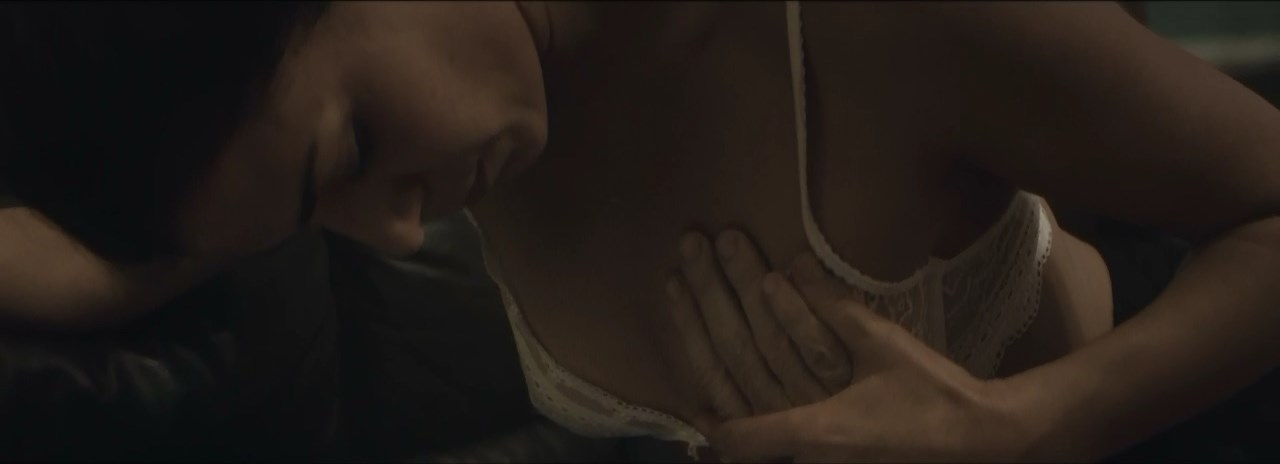 Daniela Schmidt sexy – Mountain (2012)