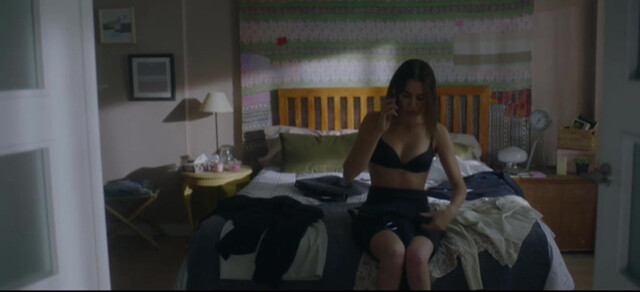 Adriana Ugarte nude - Parot s01e04,05,06,10 (2021)