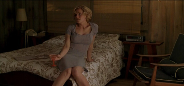 Elisabeth Shue sexy, Chloe Sevigny sexy, Gina Gershon sexy – Palmetto (1998)