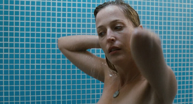 Gillian Anderson nude - Straightheads (2007)