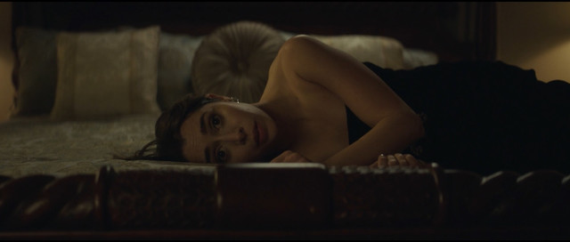 Cristin Milioti sexy - Made For Love s02e03-06 (2022)