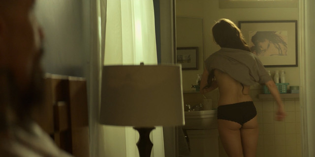 Augie Duke sexy, Stella Maeve sexy, Justina Adorno sexy – Mayans M.C. s04e04-05 (2022)