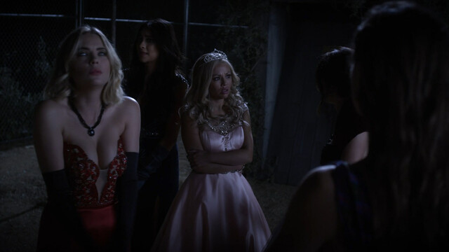 Ashley Benson sexy, Shay Mitchell sexy, Lucy Hale sexy, Troian Bellisario sexy, Janel Parrish sexy – Pretty Little Liars s06e01 (2015)