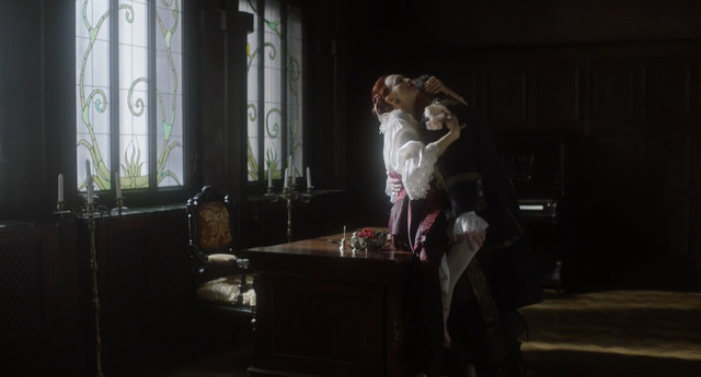 Yuliya Shul'eva sexy, Elena Morozova sexy – Pervyj sneg (2021)