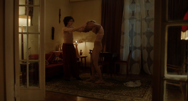 Yuliya Shul'eva sexy, Elena Morozova sexy – Pervyj sneg (2021)