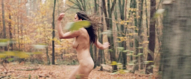 Saralisa Volm nude - Figaro's Wolves (Figaros Wolfe) (2017)