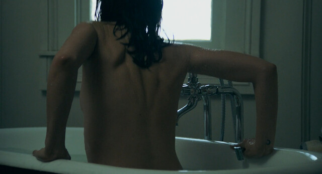 Ana de Armas nude - Deep Water (2022)