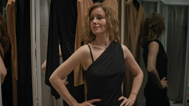 Nadezhda Mikhalkova (Nadia Mikhalkova) sexy, Anna Mikhalkova sexy, Anastasiya Mikulchina sexy – Nominatsiya s01e01 (2022)