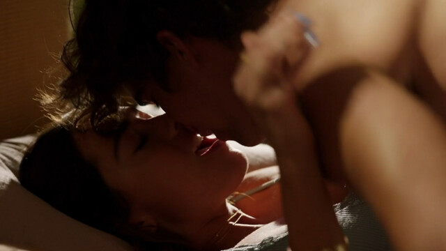 Christina Ochoa sexy, Cecilia Suarez sexy, Bellamy Young sexy – Promised Land s01e01-02 (2022)