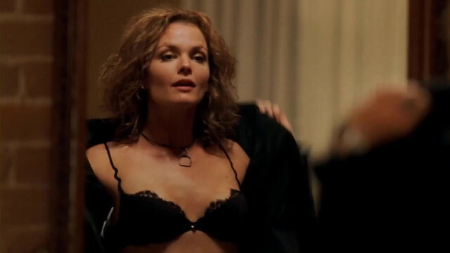 Dina Meyer sexy - Crimes of Passion (2005)