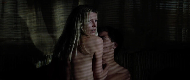 Kim Basinger nude - 8 Mile (2002)