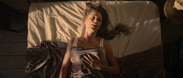 Serenay Sarikaya nude - Shahmaran s01e01-08 (2023)