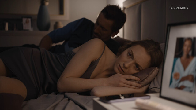 Anna Volkova sexy, Toma Morozova sexy – Sotsseti s01e02 (2023)