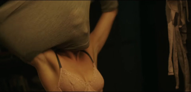 Jessica Brown Findlay sexy - Aftertaste (2020)