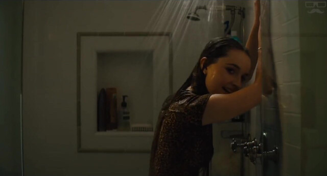 Kaitlyn Dever sexy - Beautiful Boy (2018)