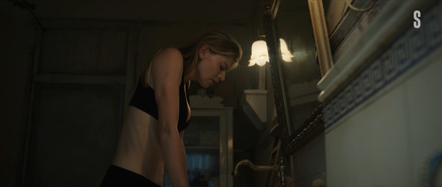 Olga Medynich sexy, Anastasiya Stezhko sexy – Vampiry sredney polosy s02e01 (2022)