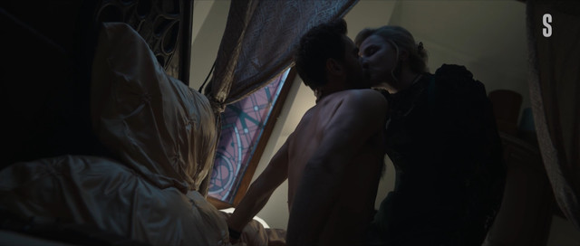 Olga Medynich sexy, Anastasiya Stezhko sexy – Vampiry sredney polosy s02e01 (2022)