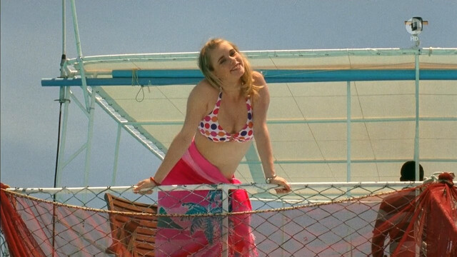 Mirjam Weichselbraun sexy, Sylta Fee Wegmann sexy, Anna Hausburg sexy – Das Traumhotel s01e15 (2011)